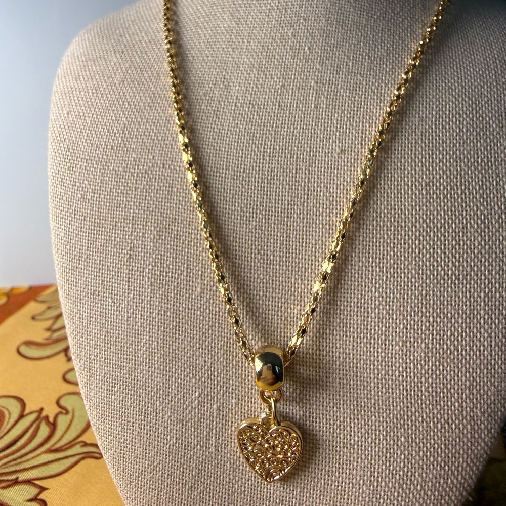 Gold Heart Pendant Necklace